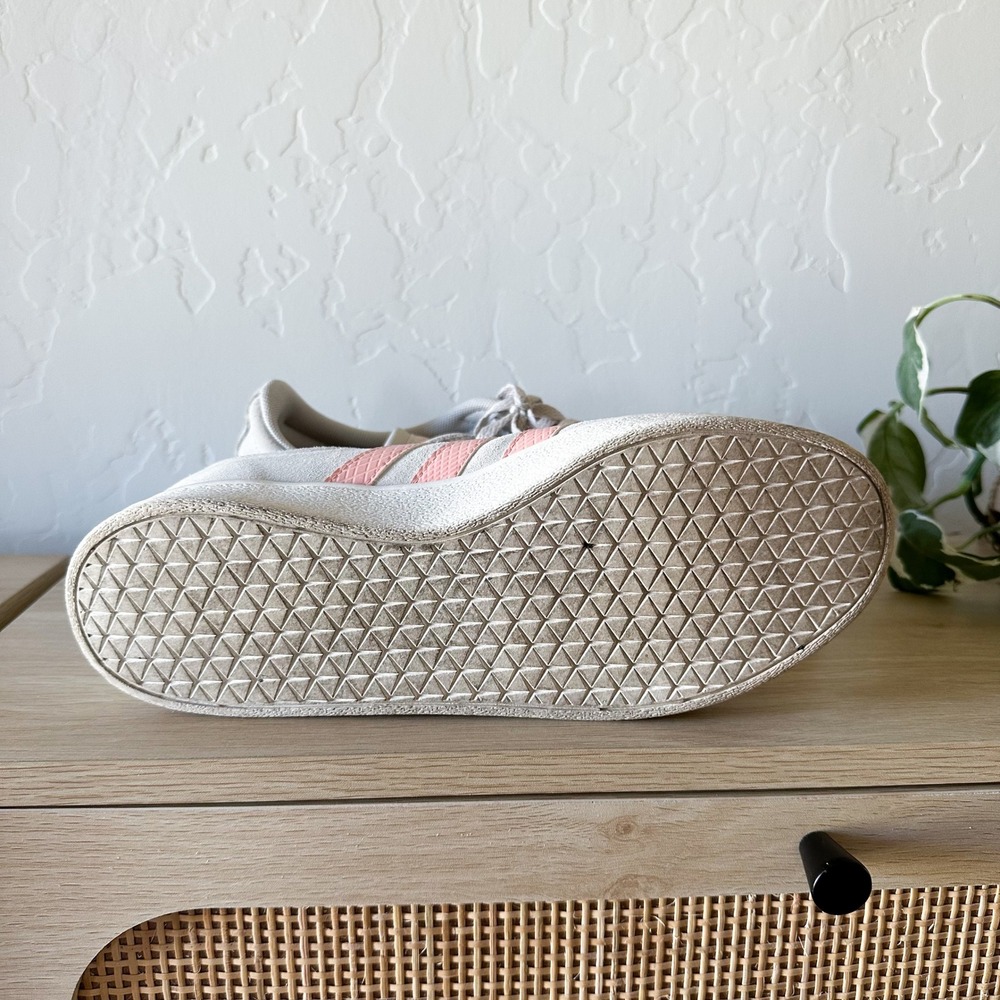 Adidas | VL Court 2.0 Suede Lace-Up Sneaker‎ in White & Dust Pink size 8 - Picture 8 of 8